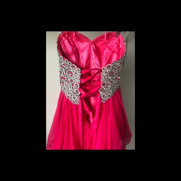 Homecoming dress - Picture 3 of 5